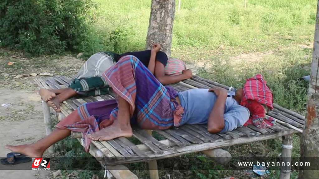 সর্বোচ্চ ৪২.২ তাপমাত্রায় পুড়ছে চুয়াডাঙ্গা