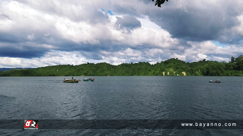কাপ্তাই হ্রদে নেমে প্রাণ গেলো দুই কিশোরের